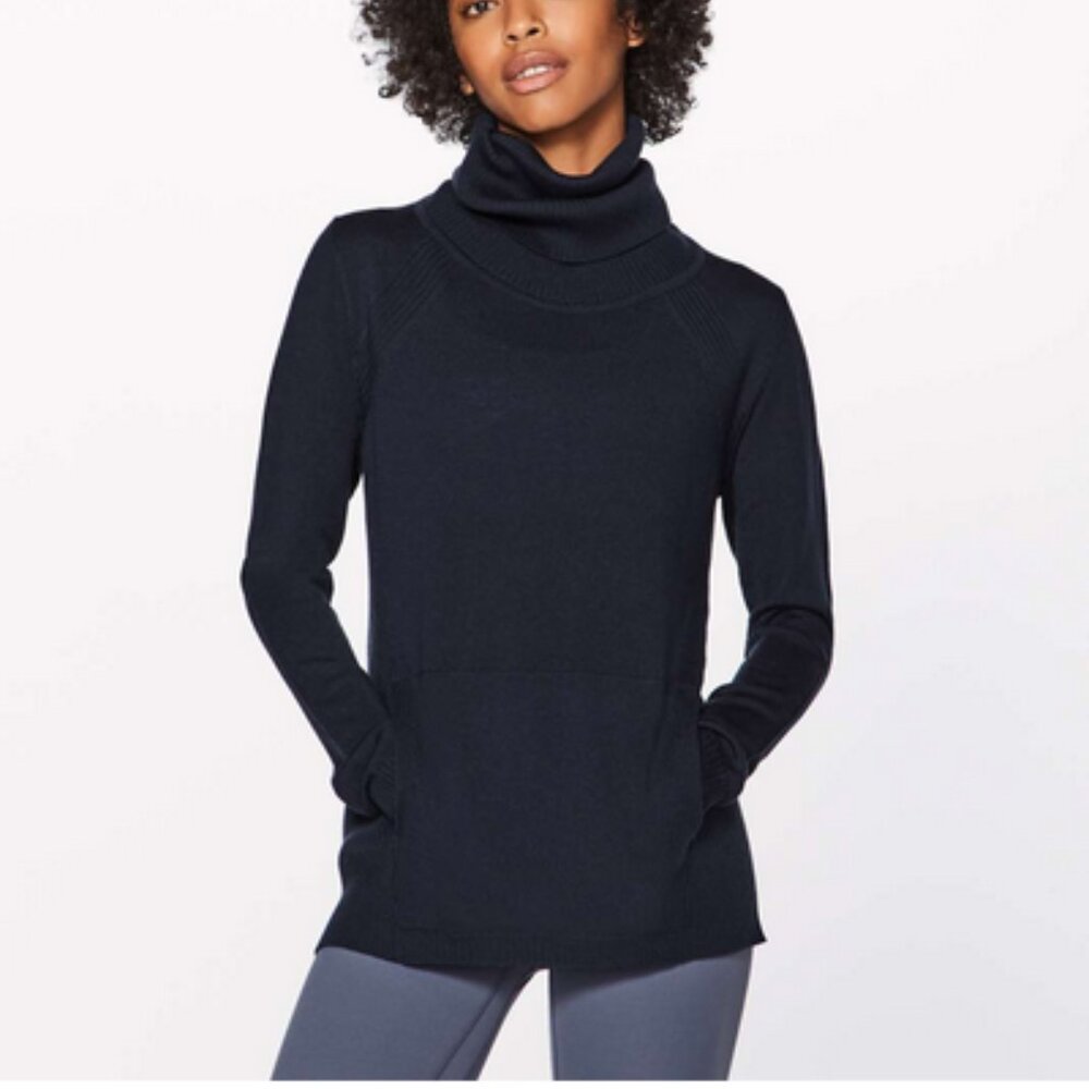 Lululemon Sweat & Savasana Merino Wool Turtleneck Sweater Navy Blue Size 6
